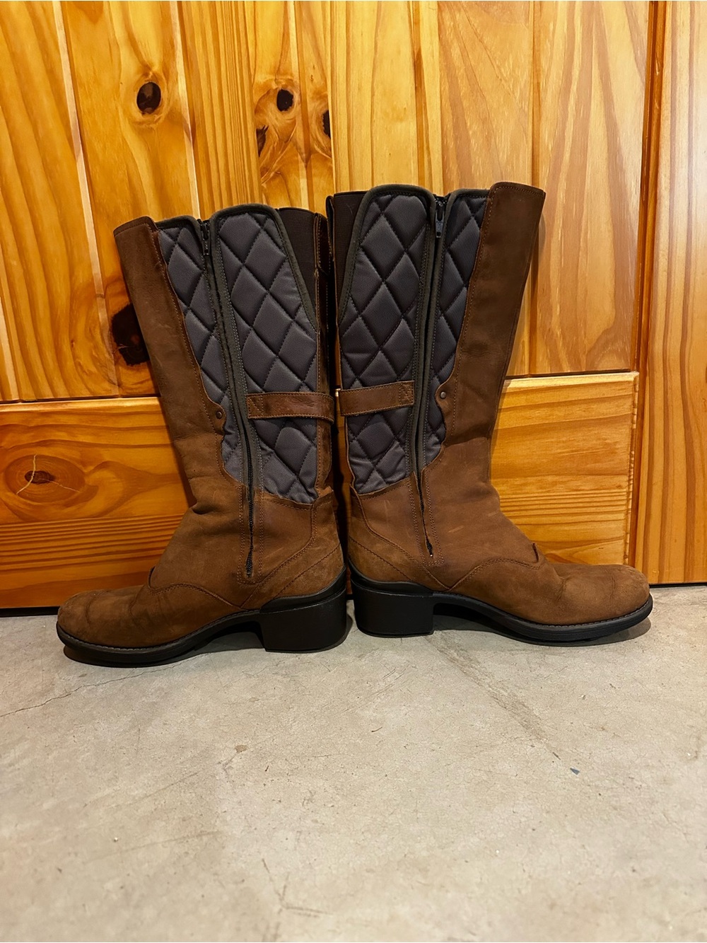 Merrell Women's Brown Quilted Mid-Calf Winter Boots